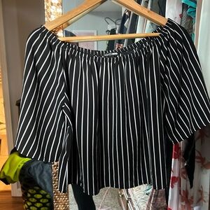 Fashion nova shirt. Size medium